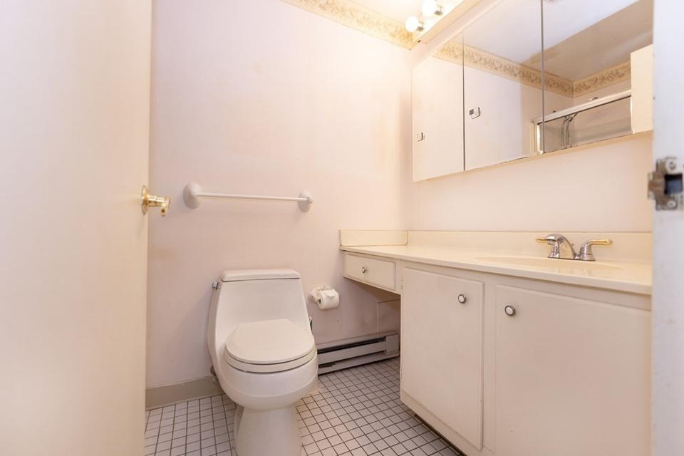  376 Ocean Ave #701, Revere, MA 02151 photo 16