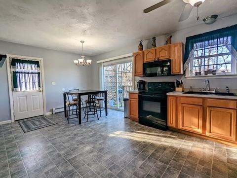 26 El Caney Rd, Worcester, MA 01603 photo 3