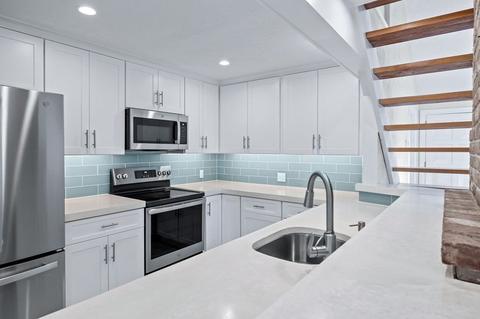 136 Lakeside Dr E, Barnstable, MA 02632 photo 17