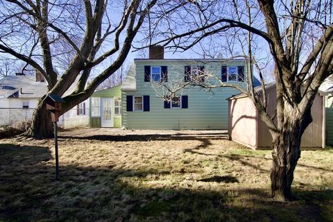71 Mayflower Rd, Springfield, MA 01118 photo 3