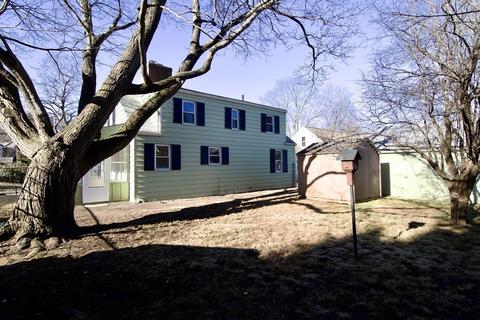 71 Mayflower Rd, Springfield, MA 01118 photo 2