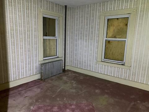 163 Pendleton Ave, Springfield, MA 01109 photo 10