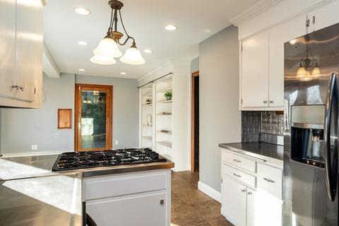51 Cunningham St, Springfield, MA 01107 photo 21