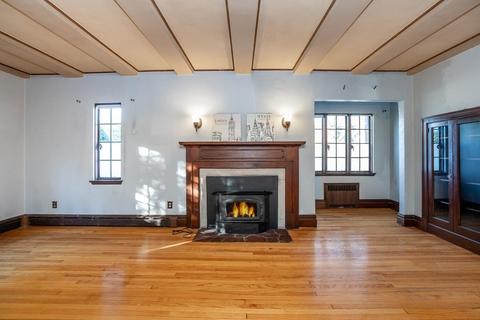 51 Cunningham St, Springfield, MA 01107 photo 13