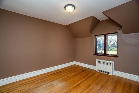 51 Cunningham St, Springfield, MA 01107 photo 37