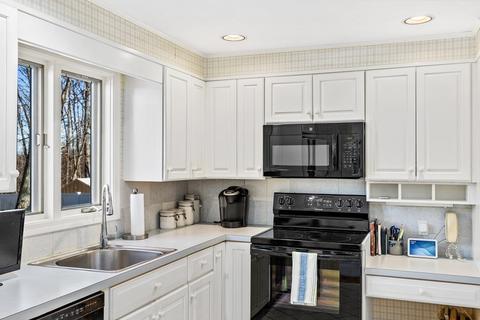 24 Leslie Rd, Worcester, MA 01605 photo 12