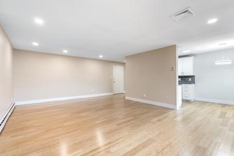 1204 Greendale Ave #137, Needham, MA 02492 photo 4