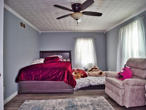 154 S Main St, Acushnet, MA 02743 photo 4
