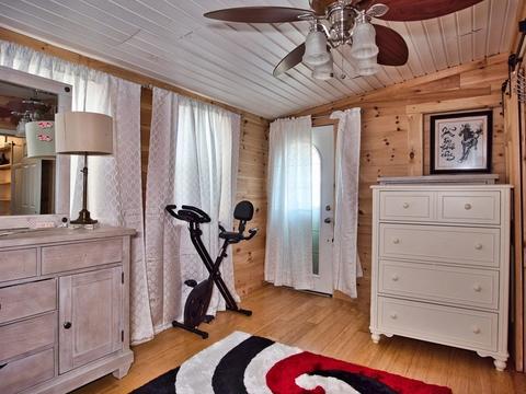 154 S Main St, Acushnet, MA 02743 photo 6