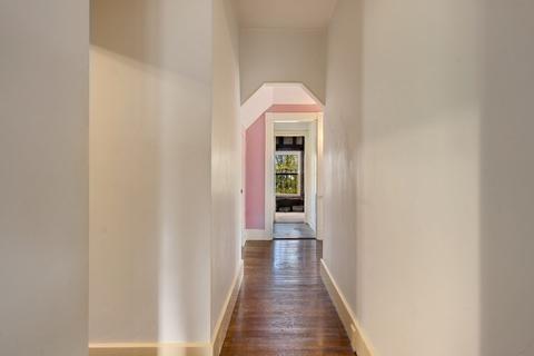 11 Gorham Ave, Brookline, MA 02445 photo 15