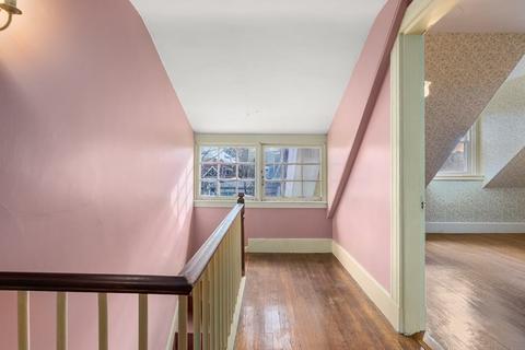 11 Gorham Ave, Brookline, MA 02445 photo 19