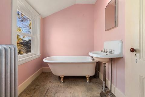 11 Gorham Ave, Brookline, MA 02445 photo 24