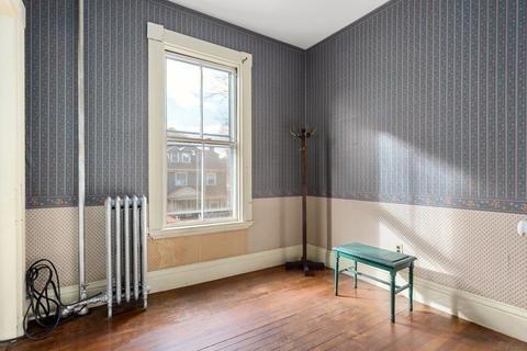 11 Gorham Ave, Brookline, MA 02445 photo 7
