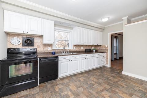 25 Daviston St, Springfield, MA 01108 photo 16