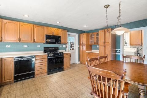 11 Ames Ct, Sharon, MA 02067 photo 11