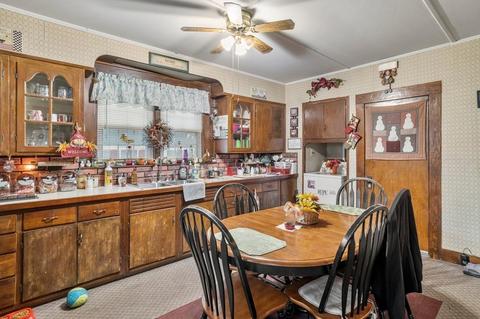 75 Mechanic St, Orange, MA 01364 photo 4