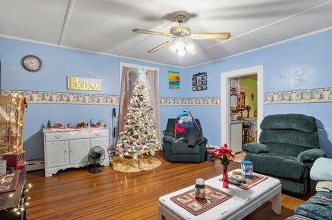 75 Mechanic St, Orange, MA 01364 photo 19