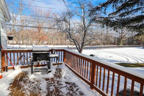 232 E River St, Orange, MA 01364 photo 11