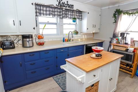 232 E River St, Orange, MA 01364 photo 28