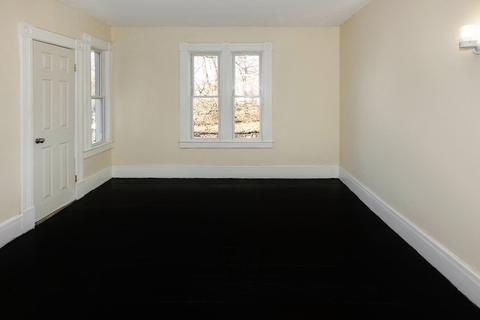 229 Walnut St, Springfield, MA 01105 photo 6
