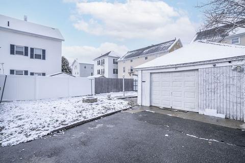 21 Wooley St, Fall River, MA 02724 photo 4