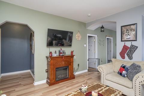 21 Wooley St, Fall River, MA 02724 photo 9