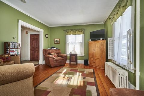 9 Garfield Ave, Easthampton, MA 01027 photo 5