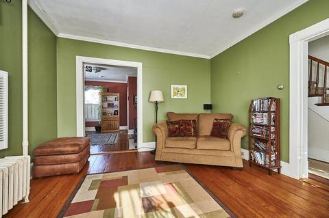 9 Garfield Ave, Easthampton, MA 01027 photo 6