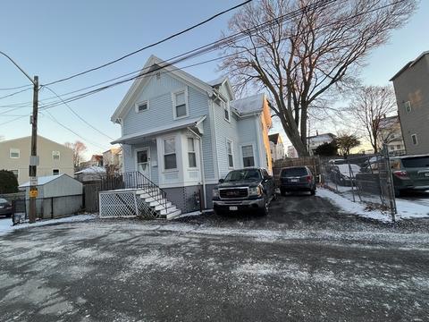 9 Herbert Pl, Lynn, MA 01902 photo 17