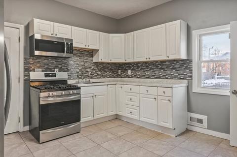 12 King St, Springfield, MA 01109 photo 2