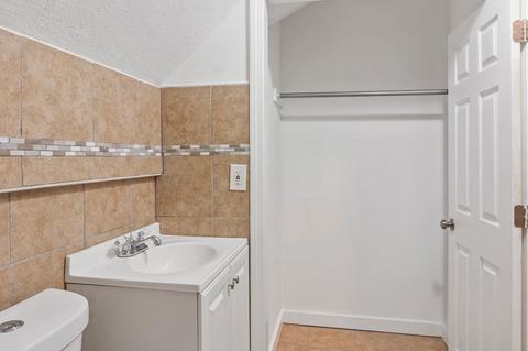 12 King St, Springfield, MA 01109 photo 17