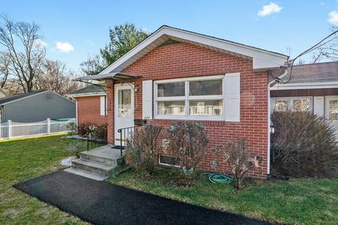 229 Mccarthy Ave, Chicopee, MA 01020 photo 5