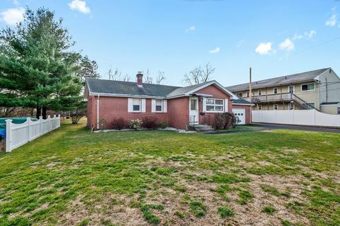 229 Mccarthy Ave, Chicopee, MA 01020 photo 6