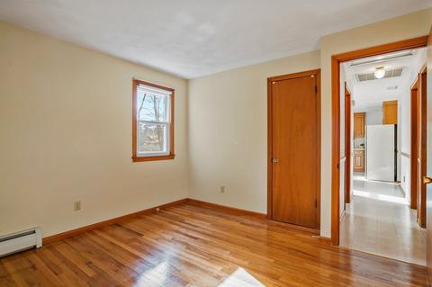229 Mccarthy Ave, Chicopee, MA 01020 photo 34
