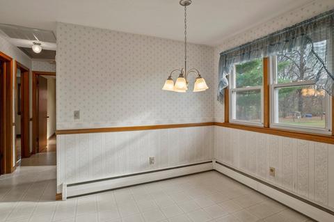 229 Mccarthy Ave, Chicopee, MA 01020 photo 15