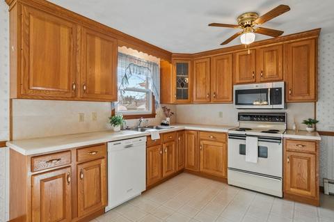 229 Mccarthy Ave, Chicopee, MA 01020 photo 11