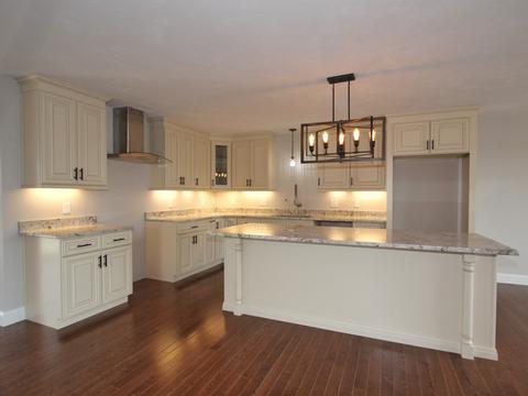 65 Marjorie St, Worcester, MA 01604 photo 4