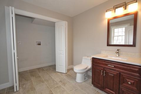 65 Marjorie St, Worcester, MA 01604 photo 6