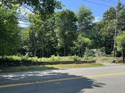 601 Salisbury St, Worcester, MA 01609 photo 5