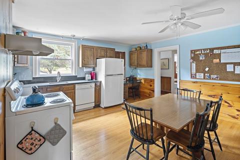 399 Chapman St, Canton, MA 02021 photo 9