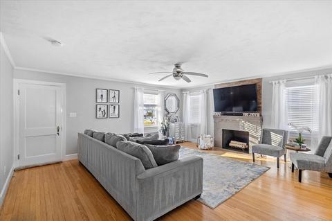 428 Mill St, Worcester, MA 01602 photo 11