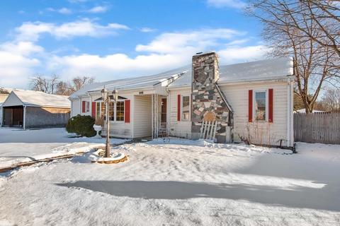 2021 Pine St, Palmer, MA 01080 photo 2