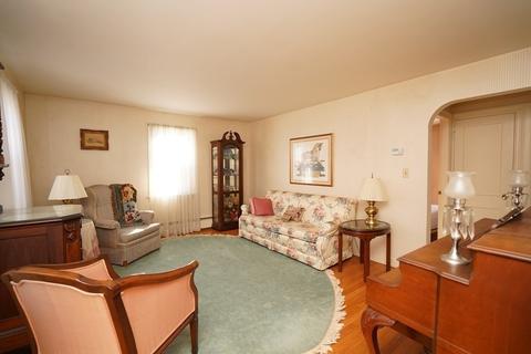 30 Walnut St, Plainville, MA 02762 photo 5