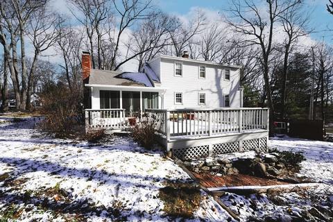 30 Walnut St, Plainville, MA 02762 photo 4