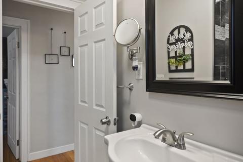 115 Sylvester St, Springfield, MA 01109 photo 19