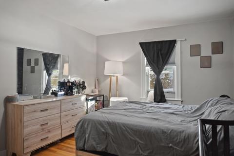 115 Sylvester St, Springfield, MA 01109 photo 17