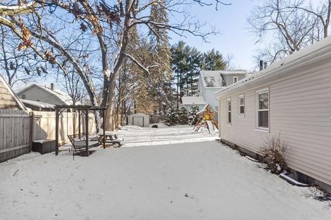 115 Sylvester St, Springfield, MA 01109 photo 21