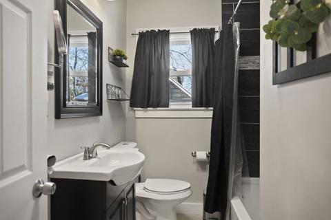 115 Sylvester St, Springfield, MA 01109 photo 18