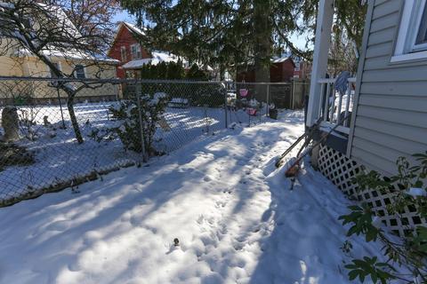 25 Berbay Cir, Springfield, MA 01109 photo 23