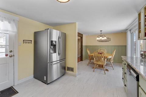 486 Pleasant St, Athol, MA 01331 photo 17